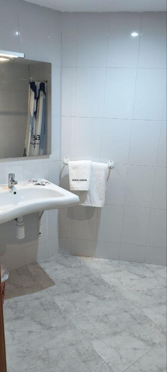 Hostal Europa Tarragona Eksteriør billede