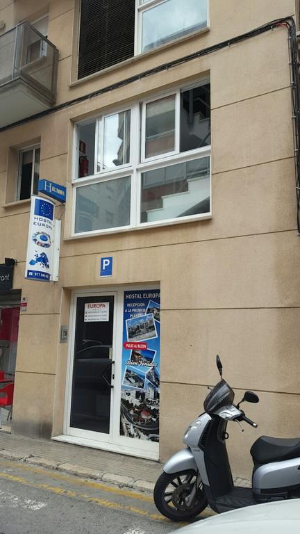 Hostal Europa Tarragona Eksteriør billede